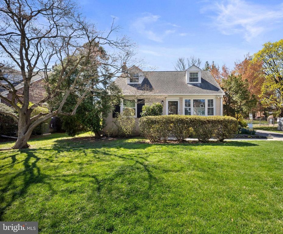 428 KENT RD, Springfield, PA 19064