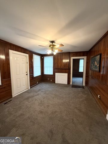 243 W Tate Street, Elberton, GA 30635