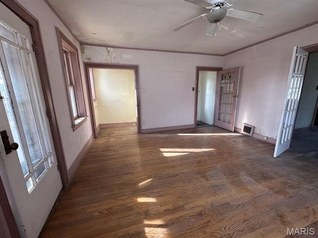 6609 Bartmer Avenue, University City, MO 63130