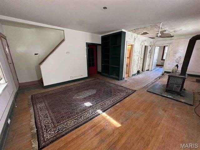 6609 Bartmer Avenue, University City, MO 63130