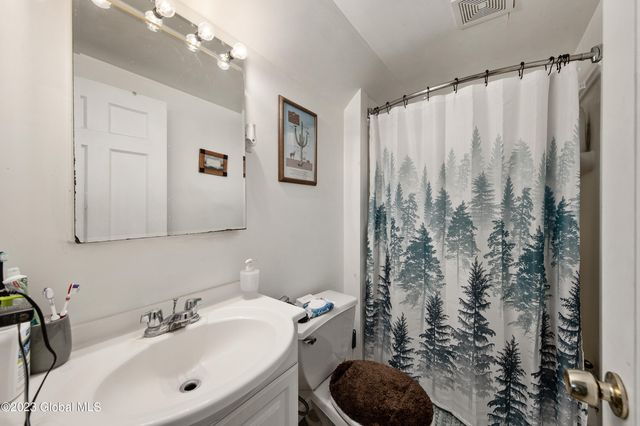 774 Nys Route 9P, Stillwater, NY 12866