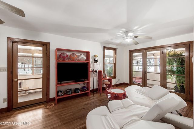 774 Nys Route 9P, Stillwater, NY 12866