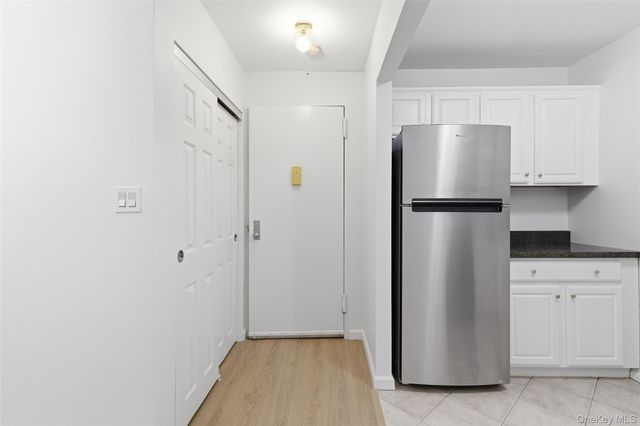 55 Monroe Boulevard 2L, Long Beach, NY 11561