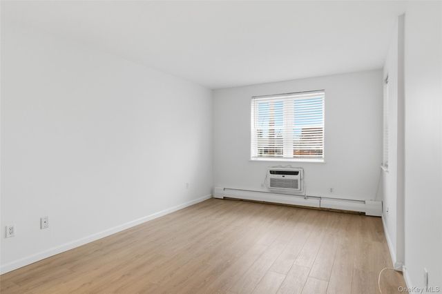 55 Monroe Boulevard 2L, Long Beach, NY 11561