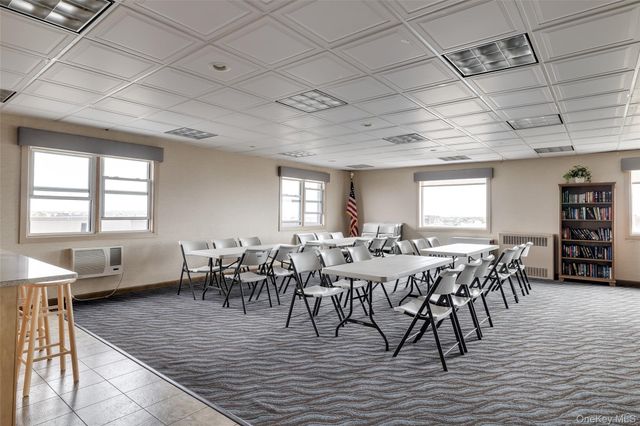 55 Monroe Boulevard 2L, Long Beach, NY 11561