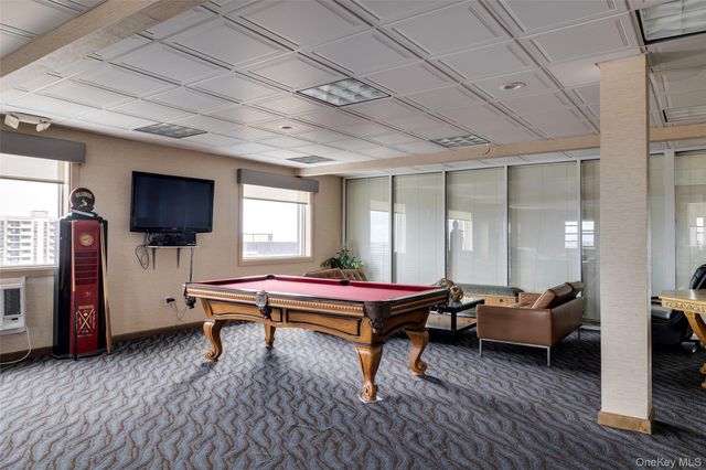 55 Monroe Boulevard 2L, Long Beach, NY 11561