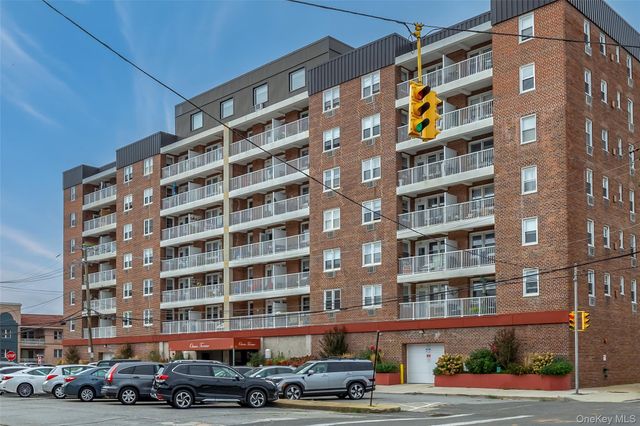 55 Monroe Boulevard 2L, Long Beach, NY 11561