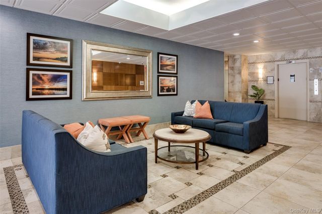 55 Monroe Boulevard 2L, Long Beach, NY 11561