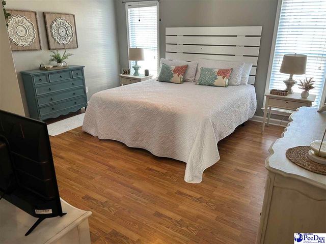 1060 Wellington Dr, Hartsville, SC 29550