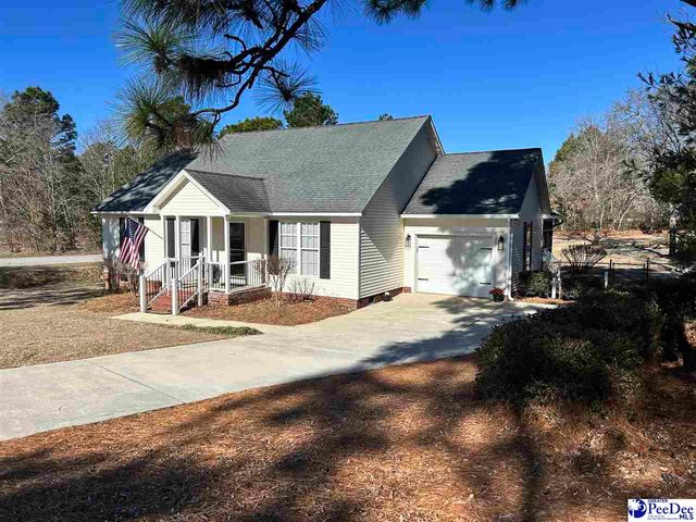 1060 Wellington Dr, Hartsville, SC 29550