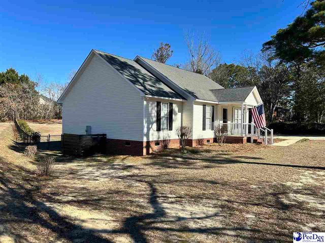 1060 Wellington Dr, Hartsville, SC 29550
