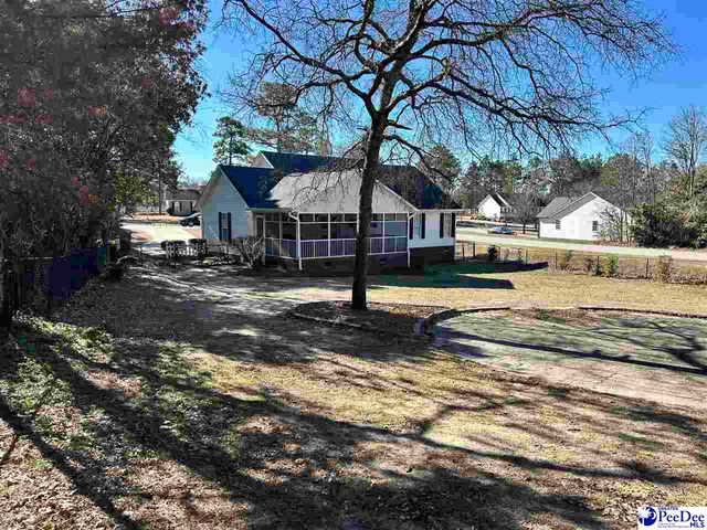 1060 Wellington Dr, Hartsville, SC 29550