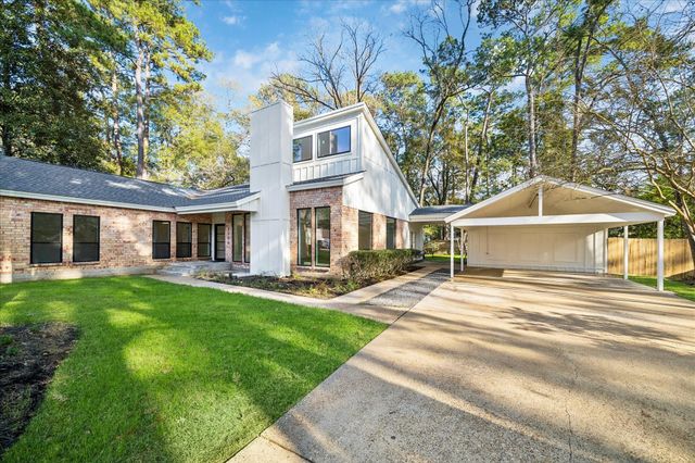 2306 Mill Lake Drive, Kingwood, TX 77339