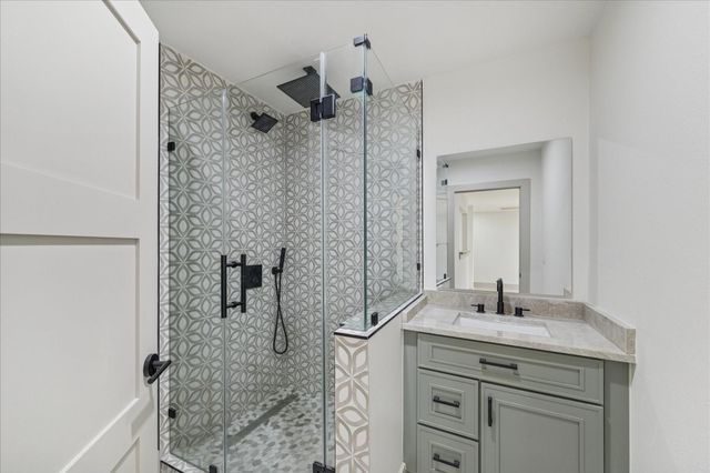 2306 Mill Lake Drive, Kingwood, TX 77339