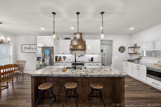 23205 S 4120 Road, Claremore, OK 74019