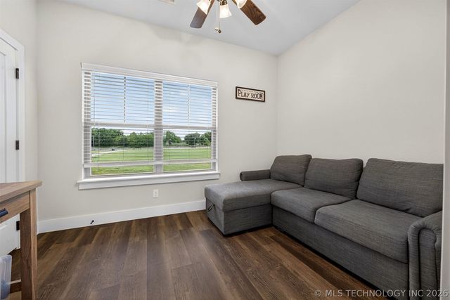 23205 S 4120 Road, Claremore, OK 74019