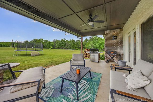 23205 S 4120 Road, Claremore, OK 74019