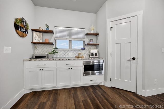 23205 S 4120 Road, Claremore, OK 74019
