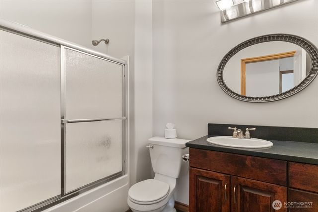 972 Highline Drive, East Wenatchee, WA 98802