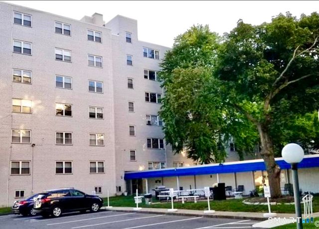 893 Farmington Avenue 2F, West Hartford, CT 06119