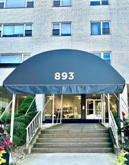 893 Farmington Avenue 2F, West Hartford, CT 06119