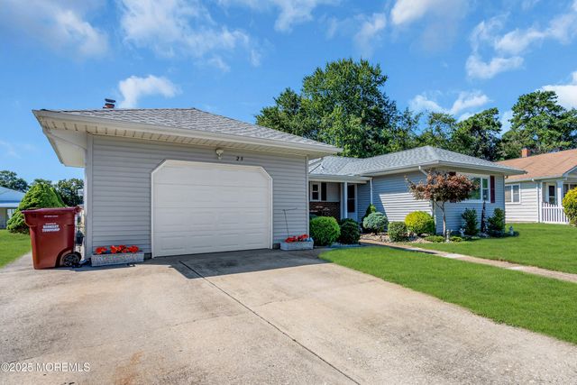 23 Fontana Street, Toms River, NJ 08757