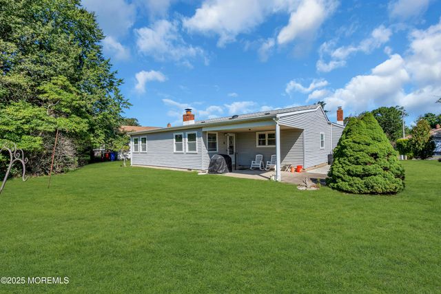23 Fontana Street, Toms River, NJ 08757