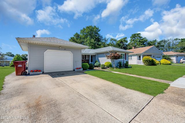 23 Fontana Street, Toms River, NJ 08757