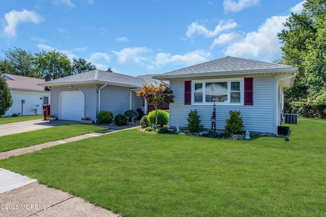 23 Fontana Street, Toms River, NJ 08757