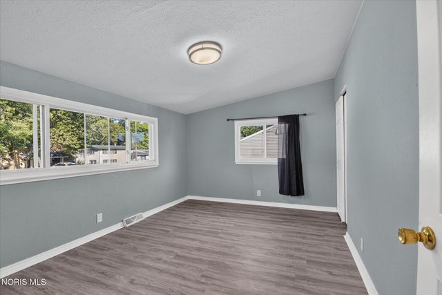 1206 Richland Street, Maumee, OH 43537