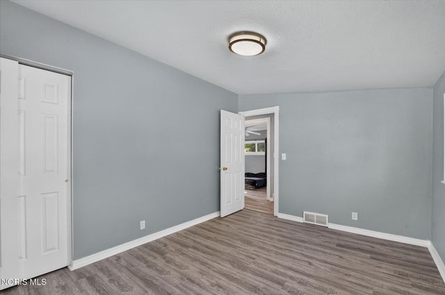 1206 Richland Street, Maumee, OH 43537