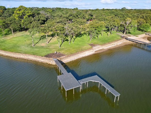 12420 Lake Forest Drive, Azle, TX 76020