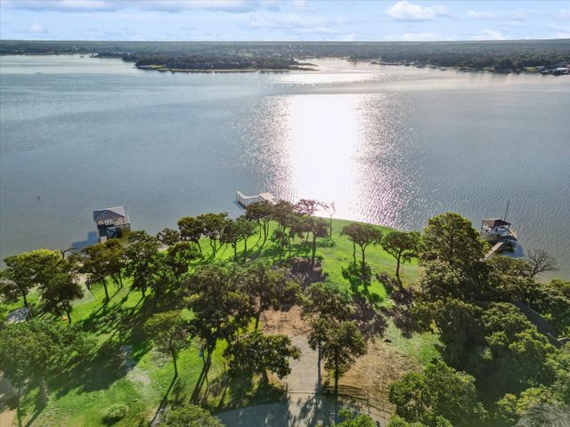 12420 Lake Forest Drive, Azle, TX 76020