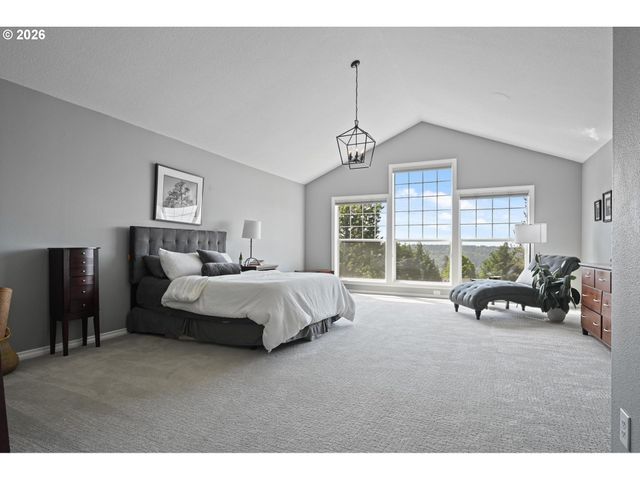 2311 FALCON Dr, West Linn, OR 97068