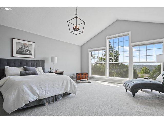 2311 FALCON Dr, West Linn, OR 97068