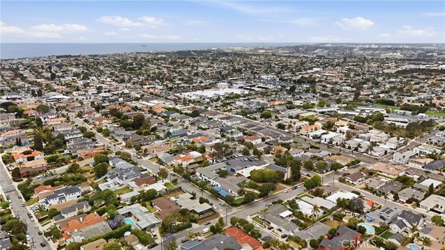 926 N Rowell Avenue, Manhattan Beach, CA 90266