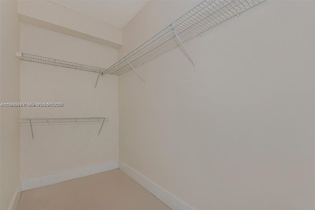 41 SE 5th St 2417, Miami, FL 33131