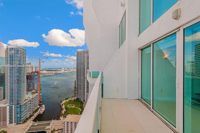 41 SE 5th St 2417, Miami, FL 33131