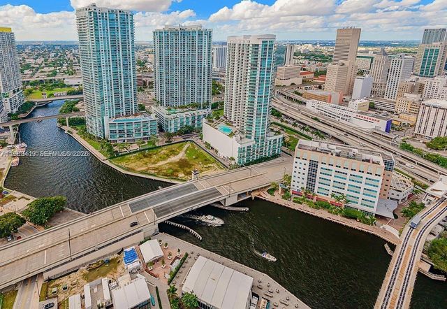 41 SE 5th St 2417, Miami, FL 33131