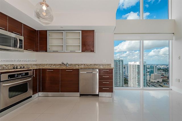 41 SE 5th St 2417, Miami, FL 33131