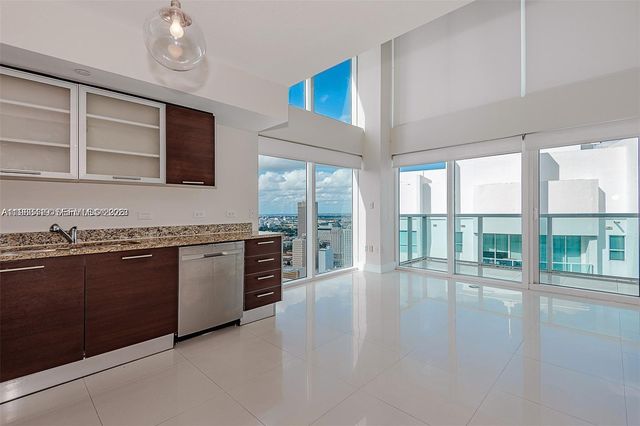 41 SE 5th St 2417, Miami, FL 33131