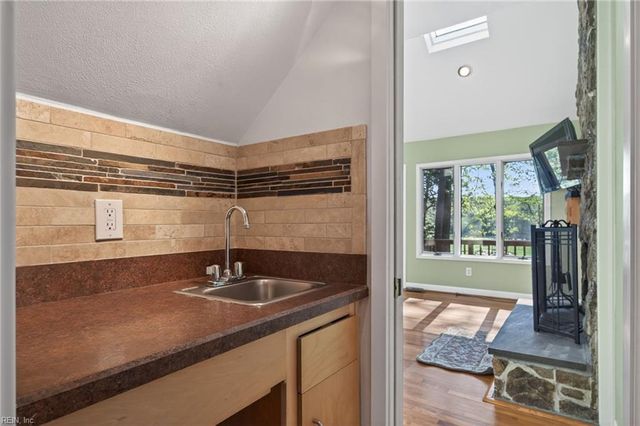 15489 Holly DR, Smithfield, VA 23430