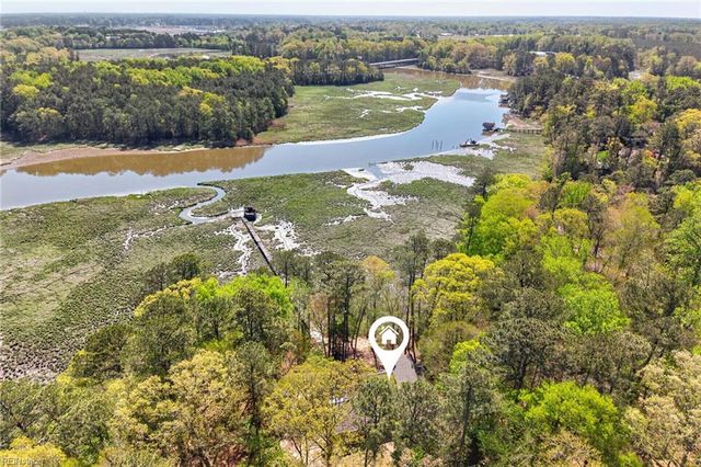 15489 Holly DR, Smithfield, VA 23430
