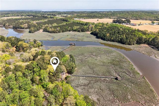 15489 Holly DR, Smithfield, VA 23430