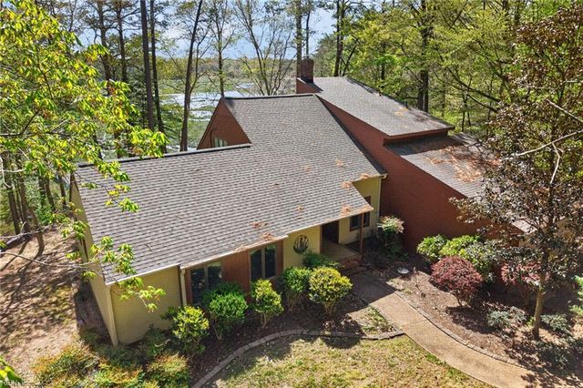 15489 Holly DR, Smithfield, VA 23430