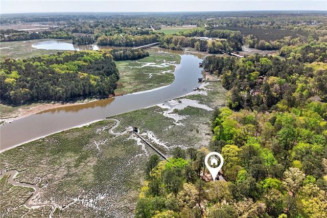 15489 Holly DR, Smithfield, VA 23430