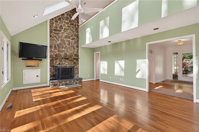 15489 Holly DR, Smithfield, VA 23430