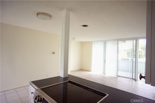 462 Seaward Road, Corona Del Mar, CA 92625