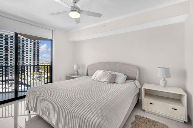 5252 NW 85th Ave 911, Doral, FL 33166