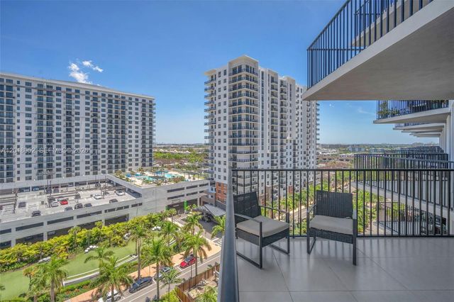 5252 NW 85th Ave 911, Doral, FL 33166